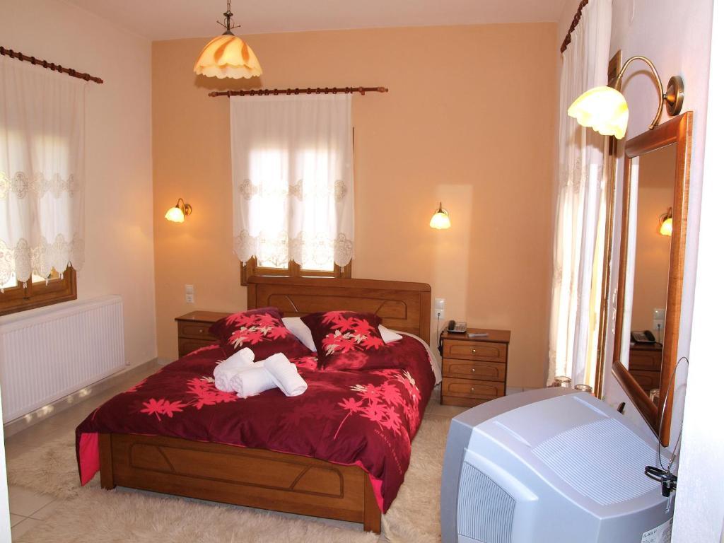 Hotel Ilianna Portaria  Bagian luar foto