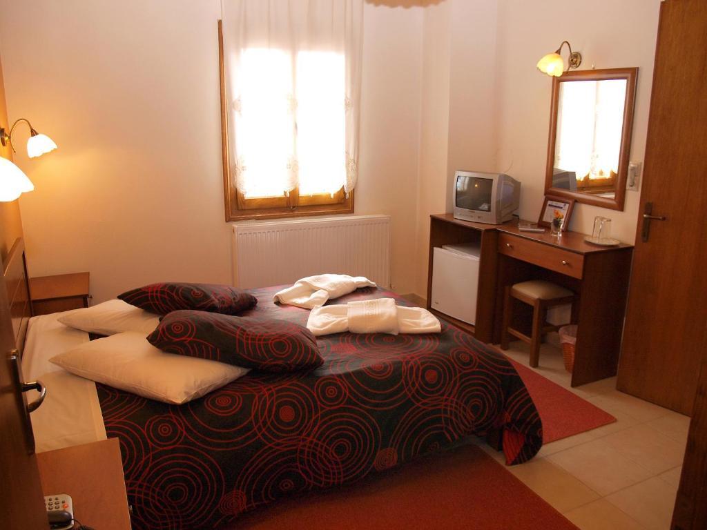 Hotel Ilianna Portaria  Bagian luar foto